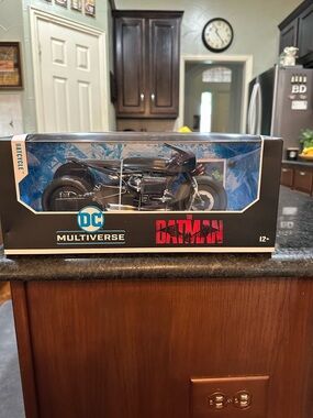 DC Multiverse McFarlane Toys The Batman Batcycle Vehicle - Black
